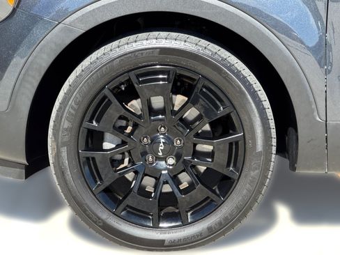 Used 2022 Kia Telluride SX w/ SX Prestige Package AWD/4WD image 12