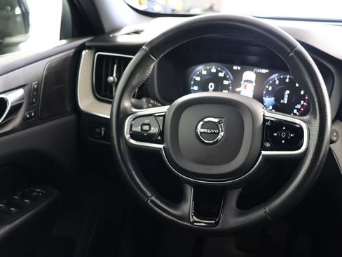 Used 2019 Volvo XC60 T5 Inscription AWD/4WD image 10