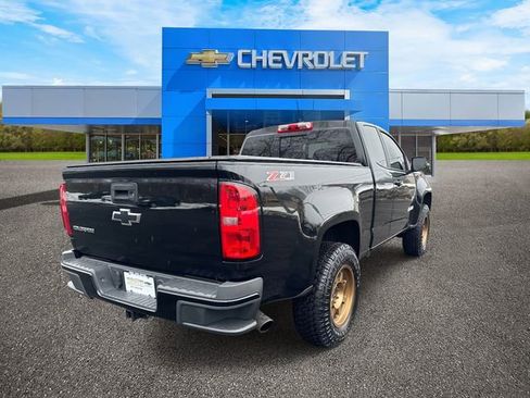 Used 2016 Chevrolet Colorado Z71 w/ Z71 Midnight Edition image 6