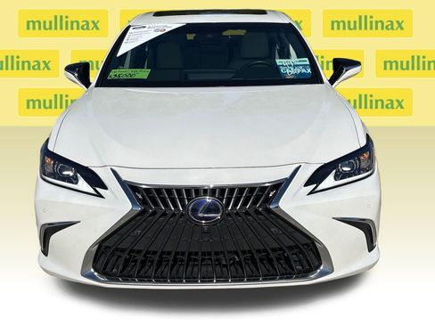 Used 2022 Lexus ES 300h w/ Luxury Package FWD image 15