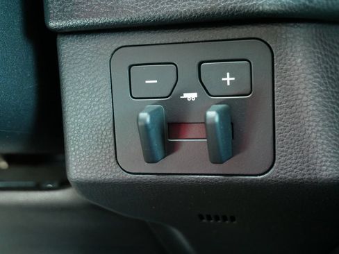 Used 2024 Toyota Tundra SR5 w/ SR5 Convenience Package AWD/4WD image 28