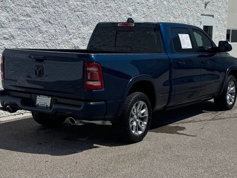 Used 2022 RAM 1500 Laramie AWD/4WD image 3