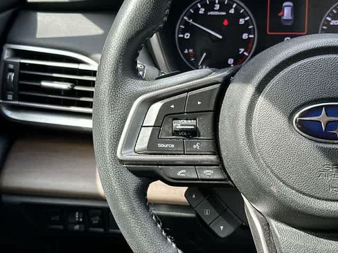 Certified 2022 Subaru Outback Limited AWD/4WD image 9