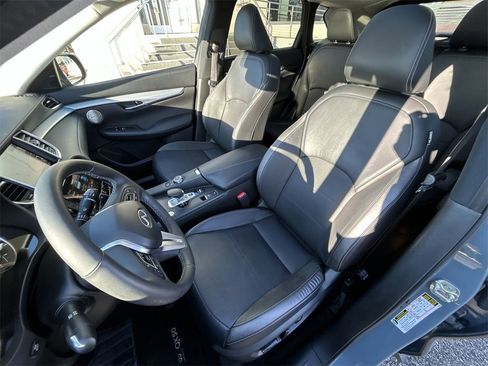 Certified 2022 INFINITI QX50 Essential image 15