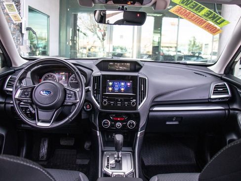 Used 2019 Subaru Forester Premium image 15