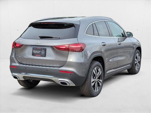 New 2026 Mercedes-Benz GLA 250 image 2