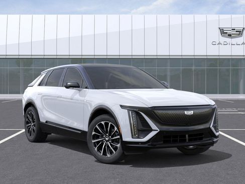 New 2026 Cadillac Lyriq Sport AWD/4WD image 7