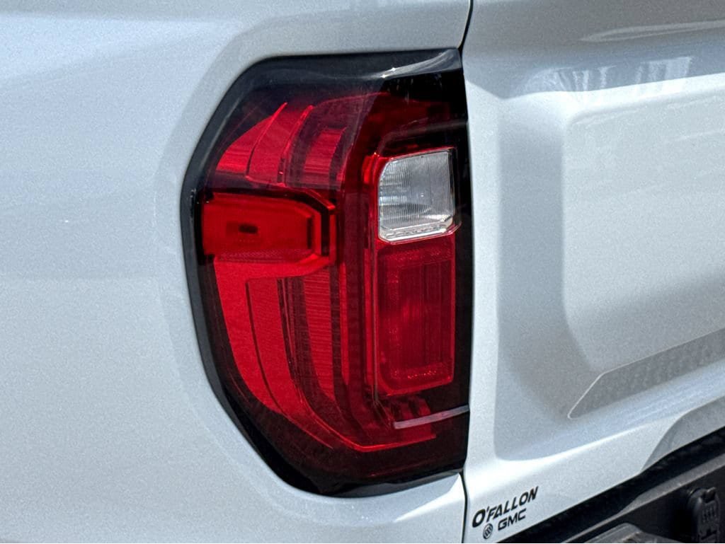 New 2026 GMC Canyon AT4 w/ AT4 Premium Package AWD/4WD image 20