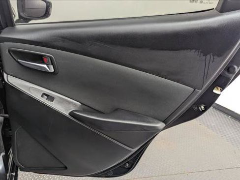 Used 2018 Toyota Yaris iA FWD image 19