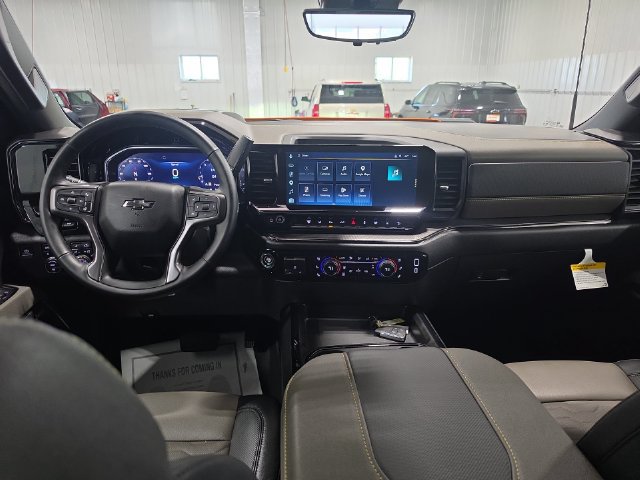 Used 2026 Chevrolet Silverado 2500 ZR2 AWD/4WD image 9