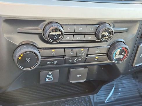 Used 2023 Ford F250 XL w/ FX4 Off-Road Package image 48