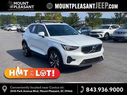 Used 2023 Volvo XC40 B5 Ultimate w/ Protection Package Premier