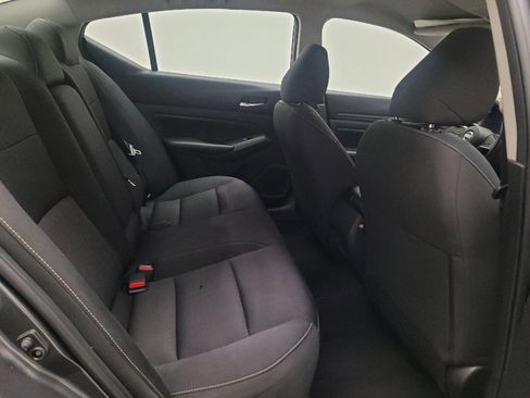 Used 2022 Nissan Altima 2.5 S FWD image 19