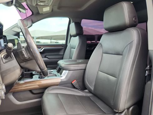 Used 2022 Chevrolet Silverado 1500 LT w/ Z71 Off-Road Package image 15