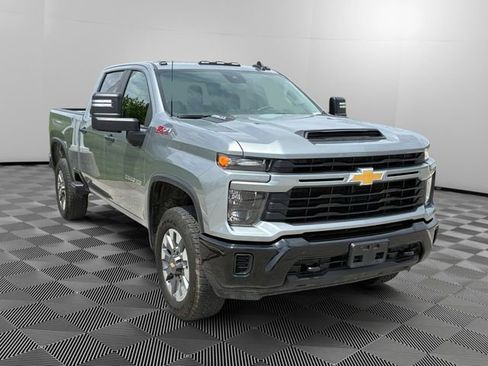 Certified 2026 Chevrolet Silverado 2500 Custom w/ Custom Convenience Package AWD/4WD image 7