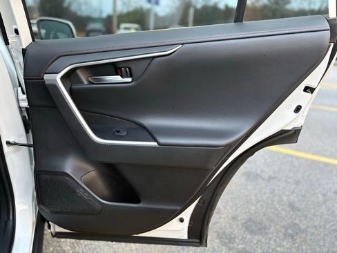 Used 2022 Toyota RAV4 Adventure image 22