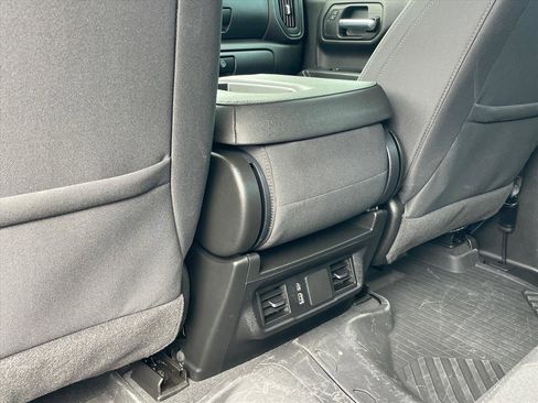 Used 2025 Chevrolet Silverado 1500 Custom Trail Boss w/ Dark Appearance Package image 24