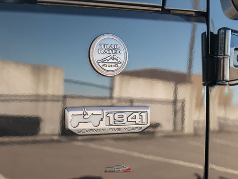 Used 2017 Jeep Wrangler Unlimited Sahara AWD/4WD image 41
