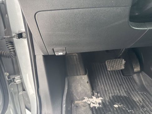 Certified 2025 Chevrolet Equinox LT w/ Safety and Technology Package image 12