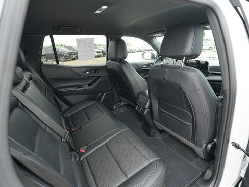 Used 2025 Chevrolet Equinox LT w/ Convenience Package II AWD/4WD image 25