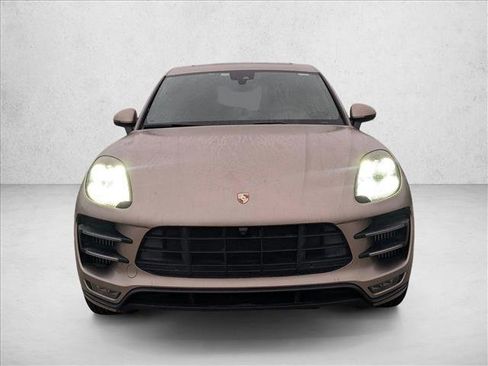 Used 2018 Porsche Macan Turbo image 2