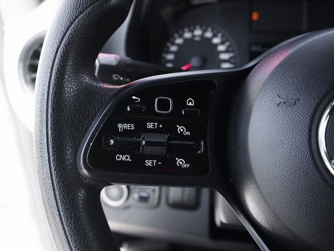 Used 2021 Mercedes-Benz Sprinter 1500 image 22