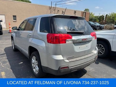 Used 2013 GMC Terrain SLE FWD image 2