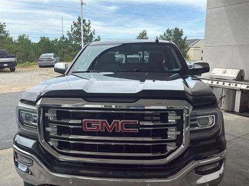 Used 2018 GMC Sierra 1500 SLT AWD/4WD image 4