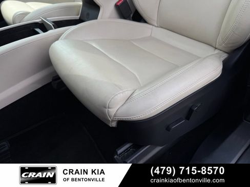 Used 2020 Tesla Model X Long Range AWD/4WD image 22