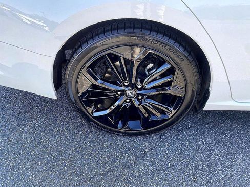 Used 2024 Nissan Altima 2.5 SR image 9