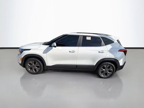 Used 2024 Kia Seltos S FWD image 6
