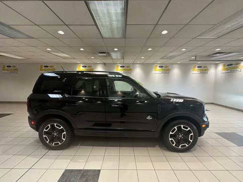 Used 2021 Ford Bronco Sport Outer Banks w/ Outer Banks Package AWD/4WD image 3