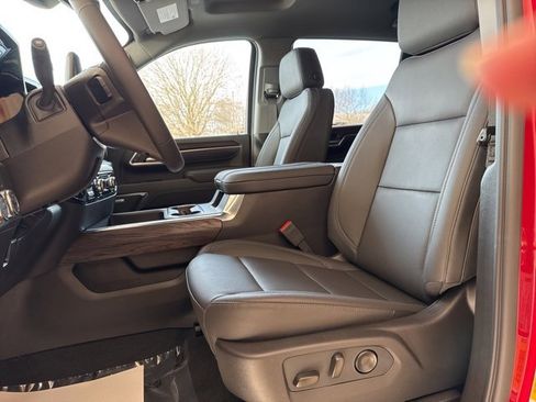 New 2026 GMC Sierra 3500 SLT w/ SLT Premium Package image 4