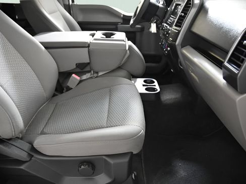 Used 2018 Ford F150 XLT RWD image 35