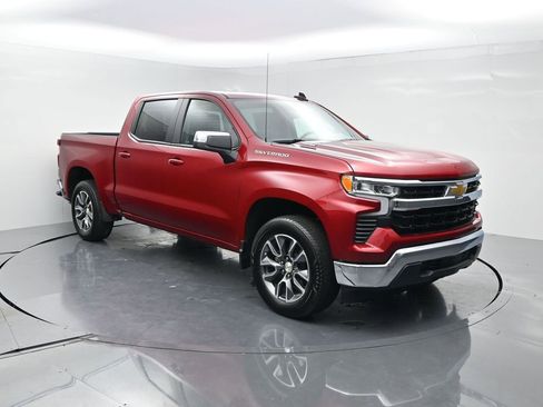 Used 2024 Chevrolet Silverado 1500 LT w/ Protection Package RWD image 2
