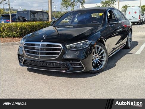 Used 2023 Mercedes-Benz S 500 4MATIC image 1