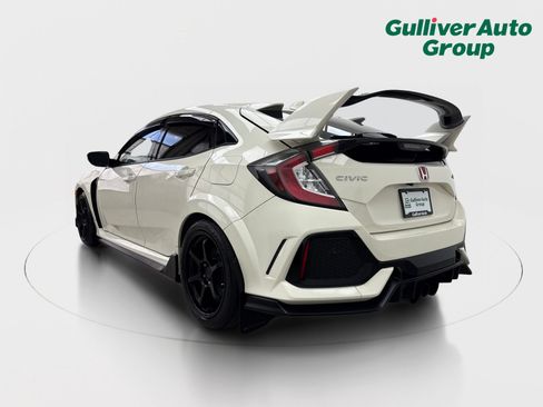 Used 2018 Honda Civic Type R image 5