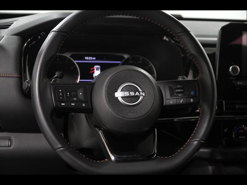 Used 2024 Nissan Pathfinder Rock Creek AWD/4WD image 7
