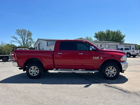 Used 2014 RAM 2500 Laramie AWD/4WD image 4