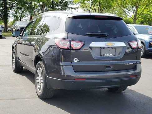 Used 2015 Chevrolet Traverse LT FWD image 4