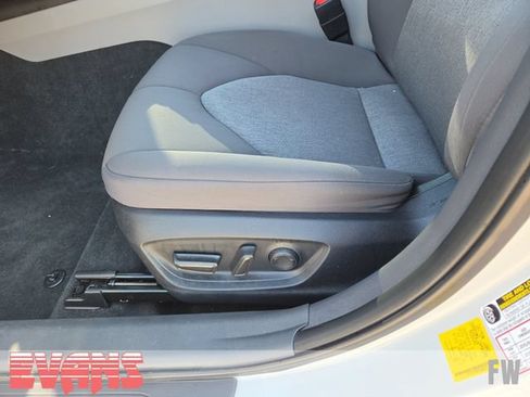 Used 2023 Toyota Camry LE FWD image 20
