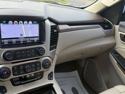 Used 2019 GMC Yukon Denali image 42