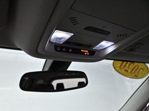 Used 2020 GMC Acadia SLT FWD image 29