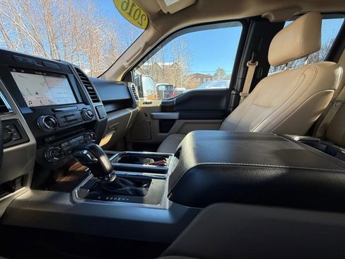 Used 2016 Ford F150 Lariat w/ Equipment Group 502A Luxury image 28