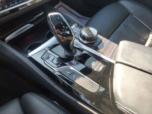 Used 2018 BMW M550i xDrive AWD/4WD image 24
