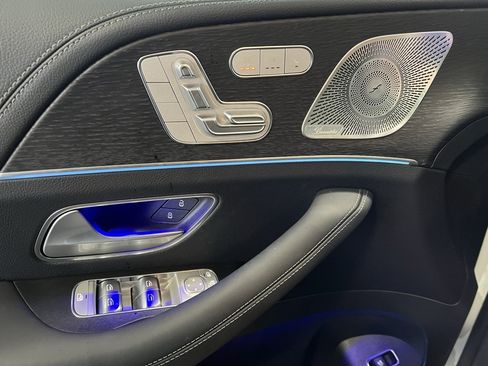 Certified 2025 Mercedes-Benz GLS 580 4MATIC image 26