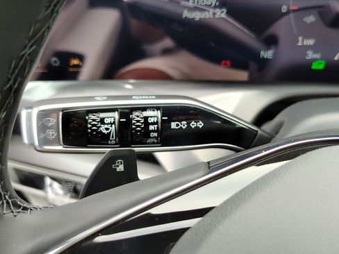 New 2026 Cadillac Vistiq Sport w/ LPO, Floor Liner Package image 18