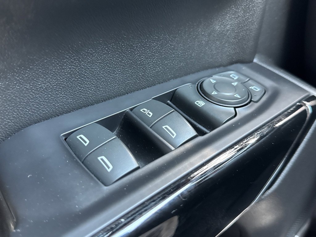 Used 2020 Chevrolet Silverado 1500 RST w/ All-Star Edition AWD/4WD image 37