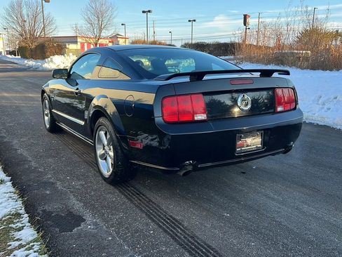 Used 2006 Ford Mustang GT image 7