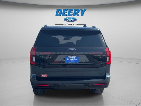 Certified 2025 Ford Expedition Max Platinum w/ Stealth Appearance Package AWD/4WD image 12